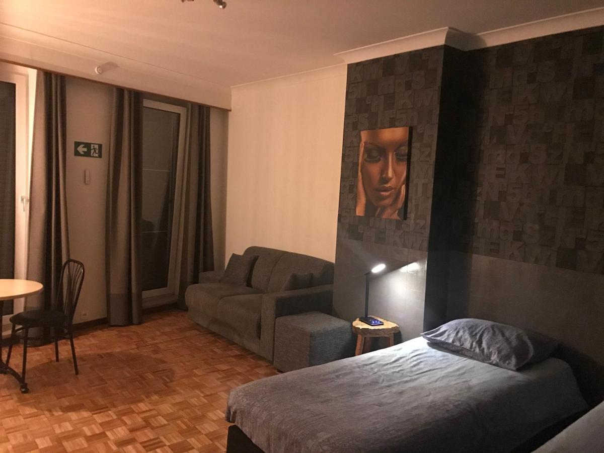 Cosy Room ฮัสเซลต์ ภายนอก รูปภาพ